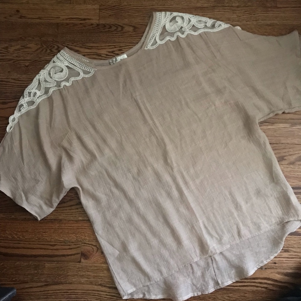 Miin Tan Tunic